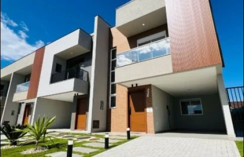 Sobrado Geminado com 3 quartos em Sertão do Maruim, São José