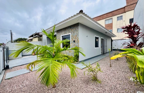Casa com 2 quartos em Barra do Aririú, Palhoça