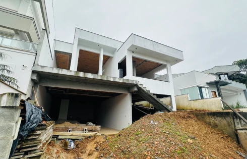 Casa com 4 quartos em Pedra Branca, Palhoça