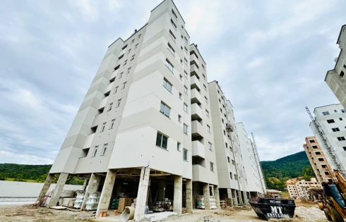 Apartamento com 2 quartos em Pedra Branca, Palhoça