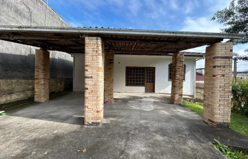 Casa com 3 quartos em Caminho Novo, Palhoça