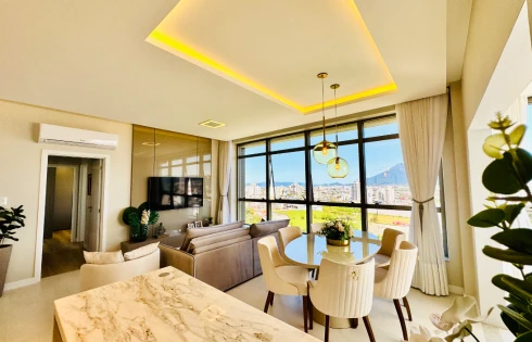 Apartamento com 2 quartos em Pedra Branca, Palhoça