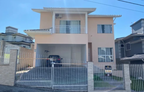 Casa com 3 quartos em Pedra Branca, Palhoça