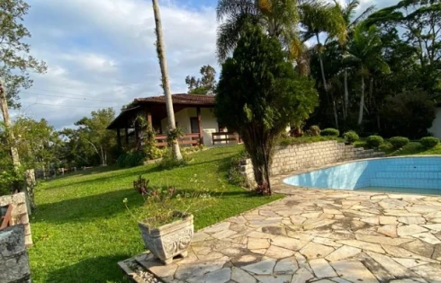 Chácara com 3 quartos em , Santo Amaro da Imperatriz