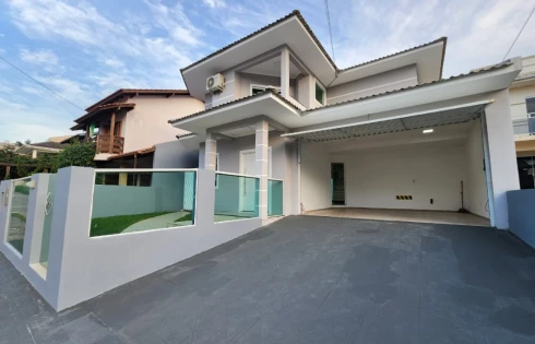 Casa com 3 quartos em Pedra Branca, Palhoça