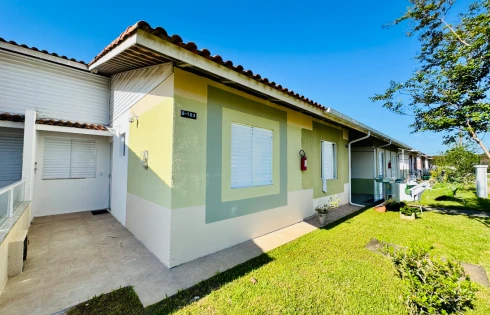 Casa Geminada com 3 quartos em Bela Vista, Palhoça
