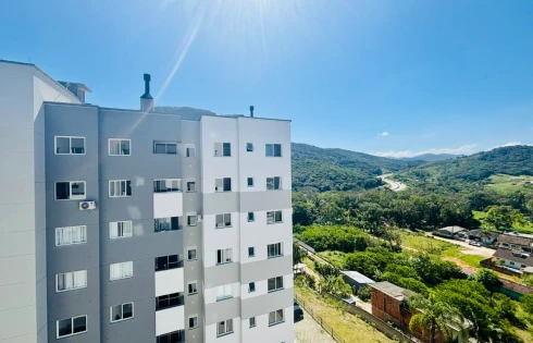 Apartamento com 2 quartos em Pedra Branca, Palhoça