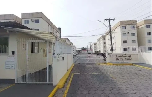 Apartamento com 2 quartos em Barra do Aririú, Palhoça