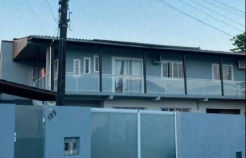 Casa com 2 quartos em Aririu, Palhoça