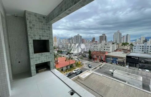 Apartamento com 2 quartos em Kobrasol, São José