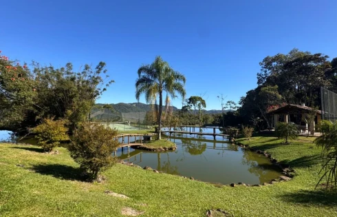 Terreno com 0 quartos em , Santo Amaro da Imperatriz