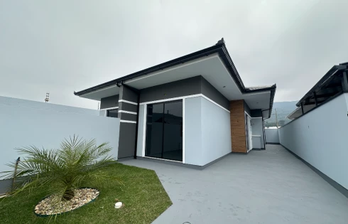 Casa Geminada com 2 quartos em Forquilhas, São José