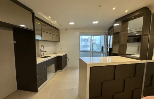 Apartamento com 3 quartos em Pagani, Palhoça