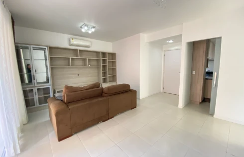 Apartamento com 3 quartos em Pedra Branca, Palhoça