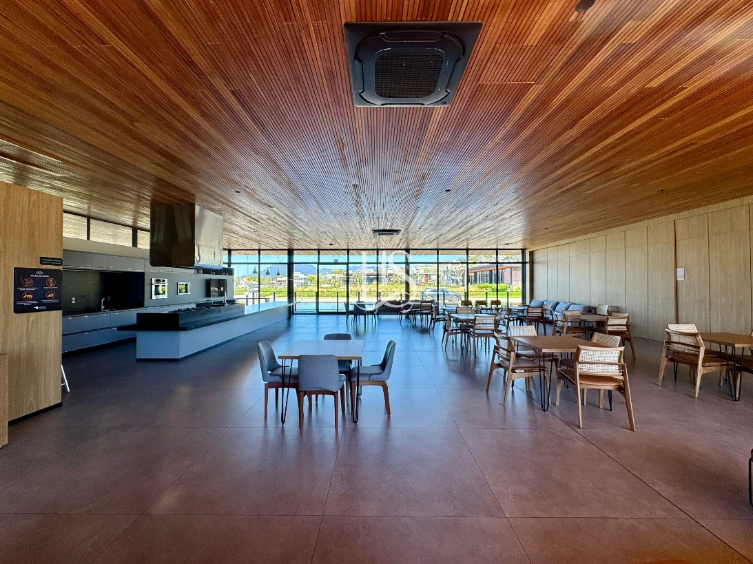 Casa em Pedra Branca, Palhoça. 4 quartos, 366m². Imagem 48 de 50