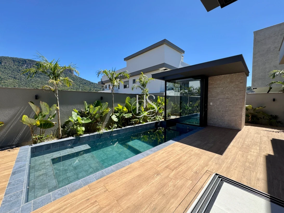 Casa em Pedra Branca, Palhoça. 4 quartos, 301m². Imagem 20 de 49