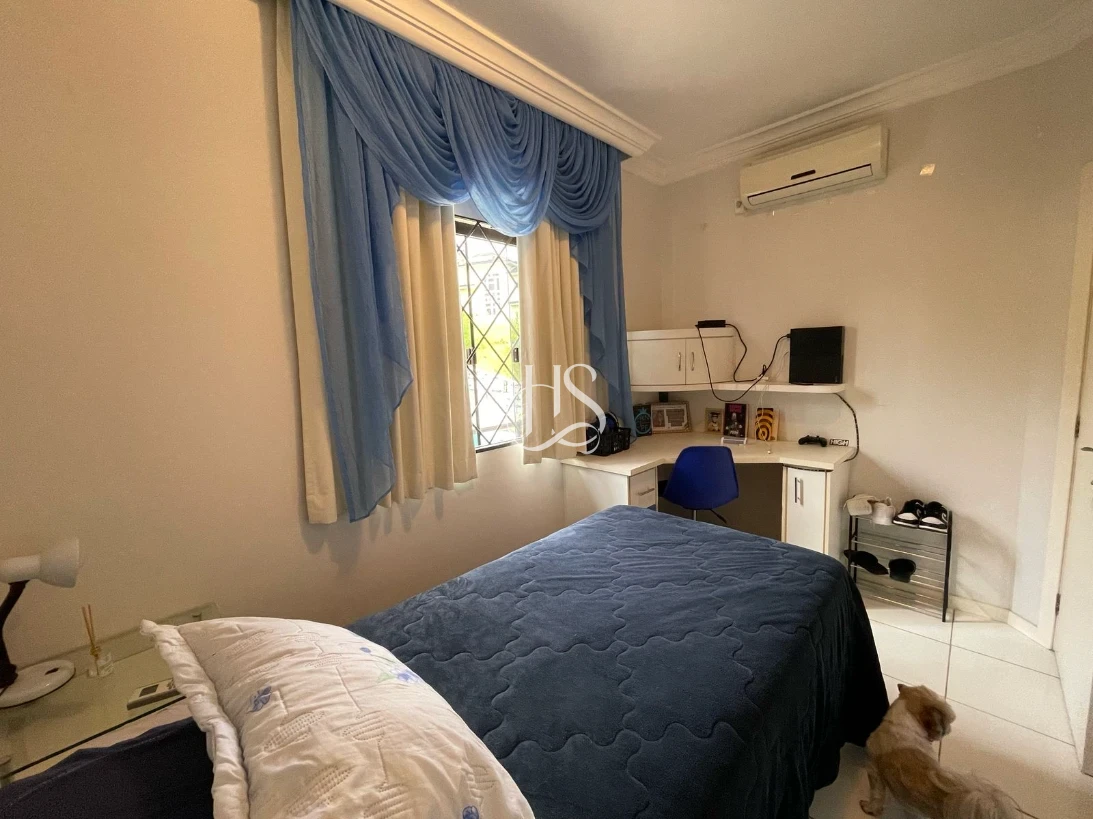 Casa em Pedra Branca, Palhoça. 4 quartos, 236m². Imagem 23 de 35