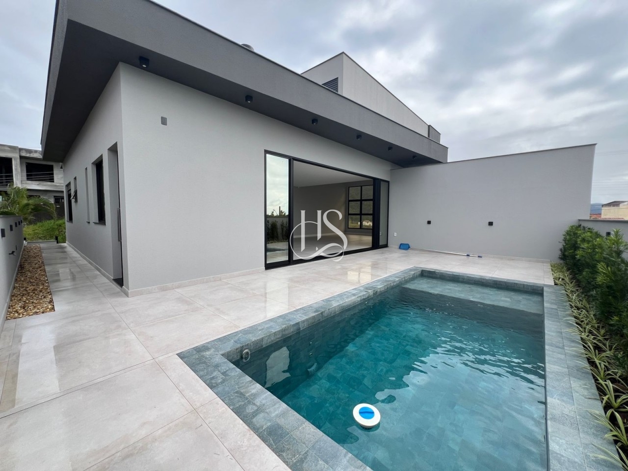 Casa em Pedra Branca, Palhoça. 3 quartos, 248m². Imagem 15 de 17