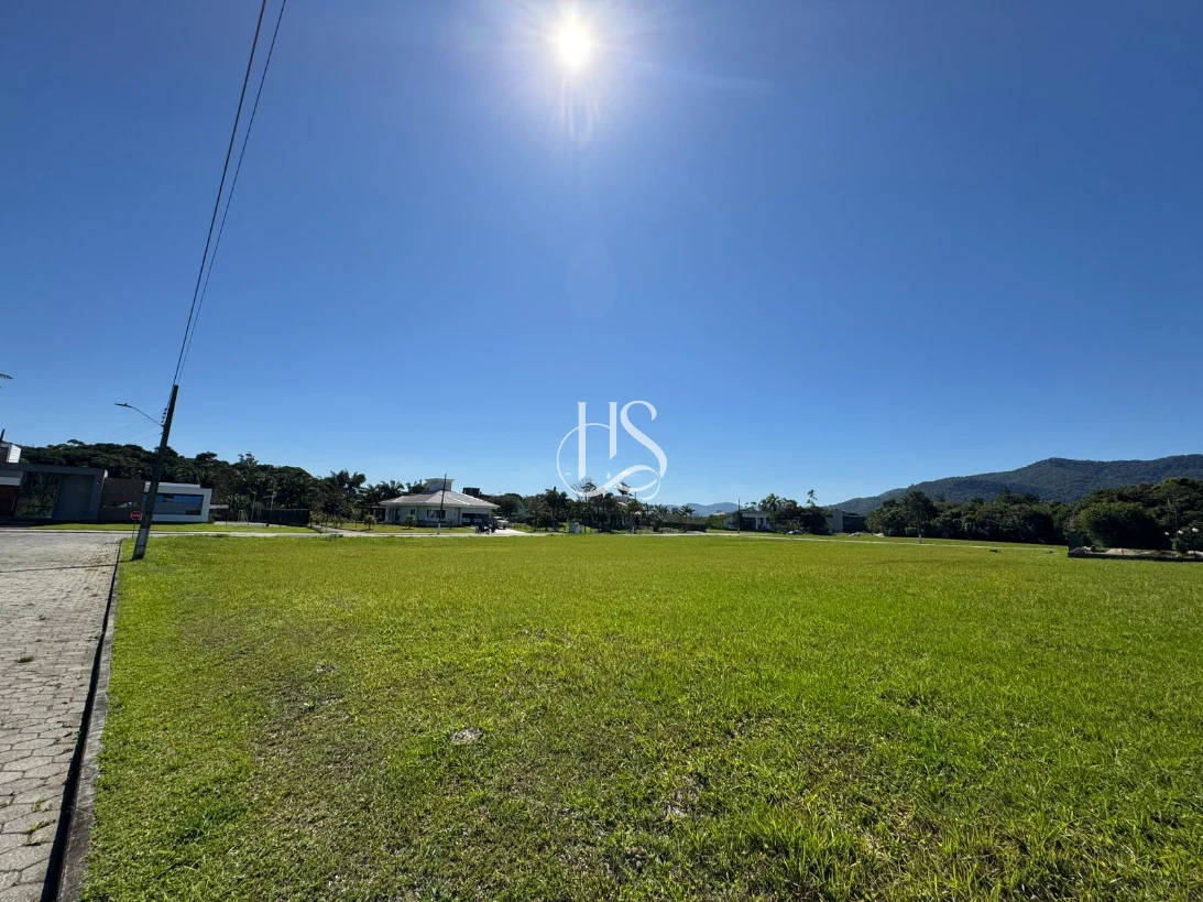 Terreno em Sul do rio, Santo Amaro da Imperatriz. 0 quartos, 0m². Imagem 1 de 17