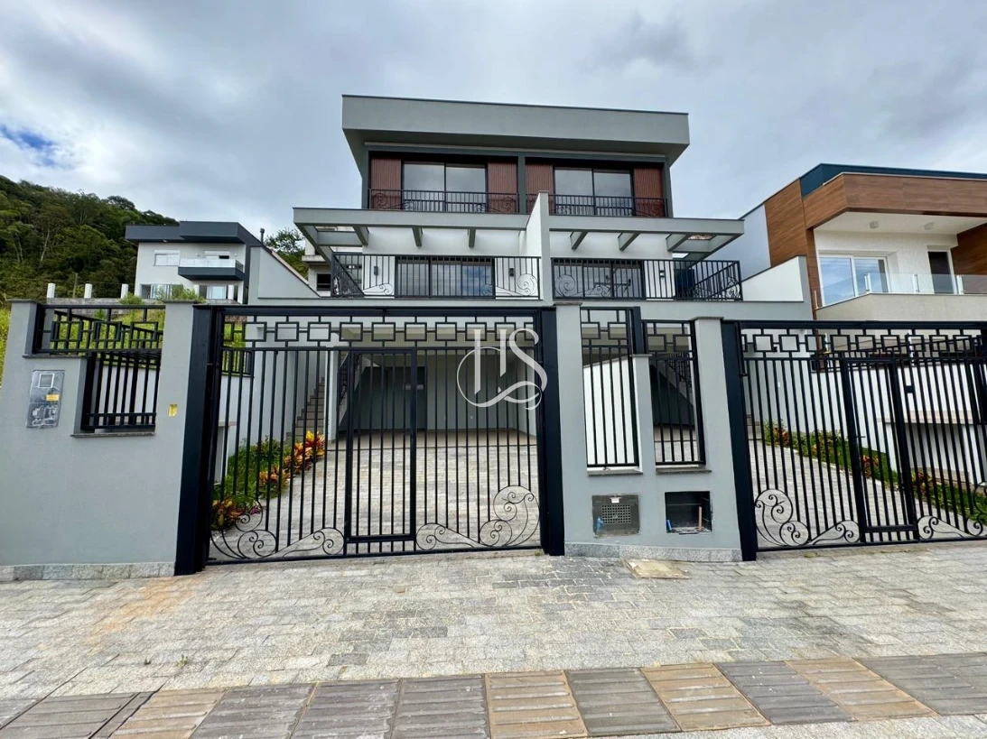 Sobrado Geminado em São Sebastião, Palhoça. 3 quartos, 156m². Imagem 1 de 23
