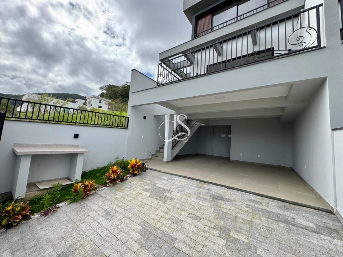 Sobrado Geminado em São Sebastião, Palhoça. 3 quartos, 156m². Imagem 2 de 23