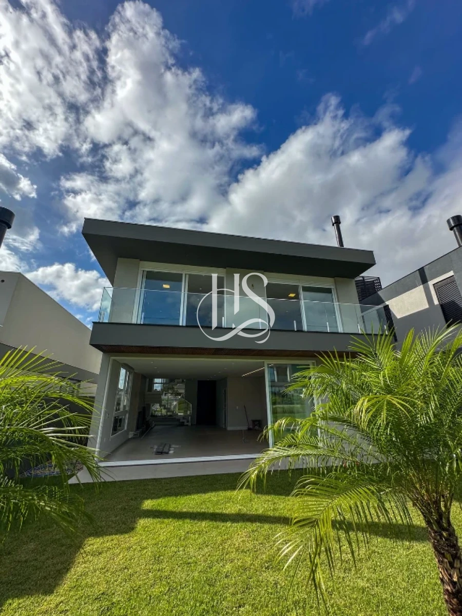 Casa em Pedra Branca, Palhoça. 3 quartos, 241m². Imagem 9 de 41