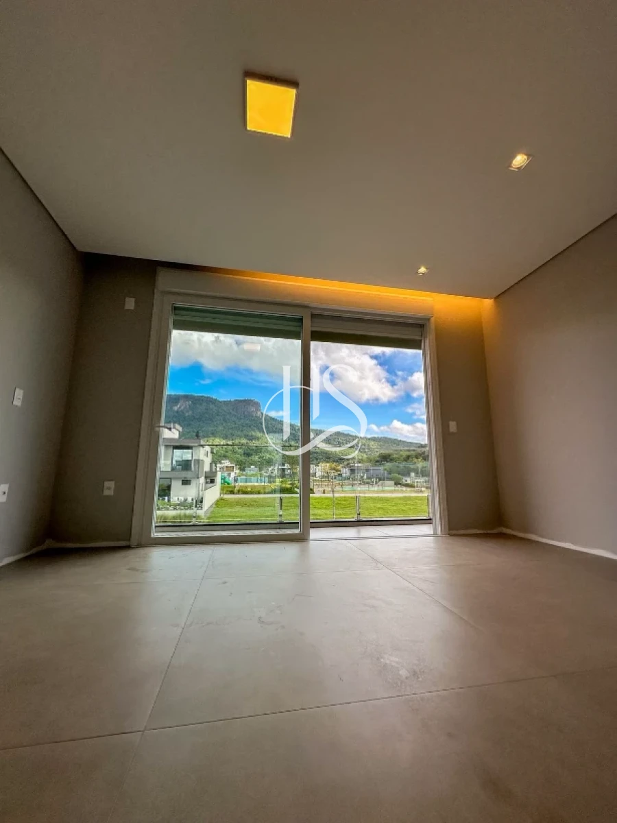 Casa em Pedra Branca, Palhoça. 3 quartos, 241m². Imagem 11 de 41