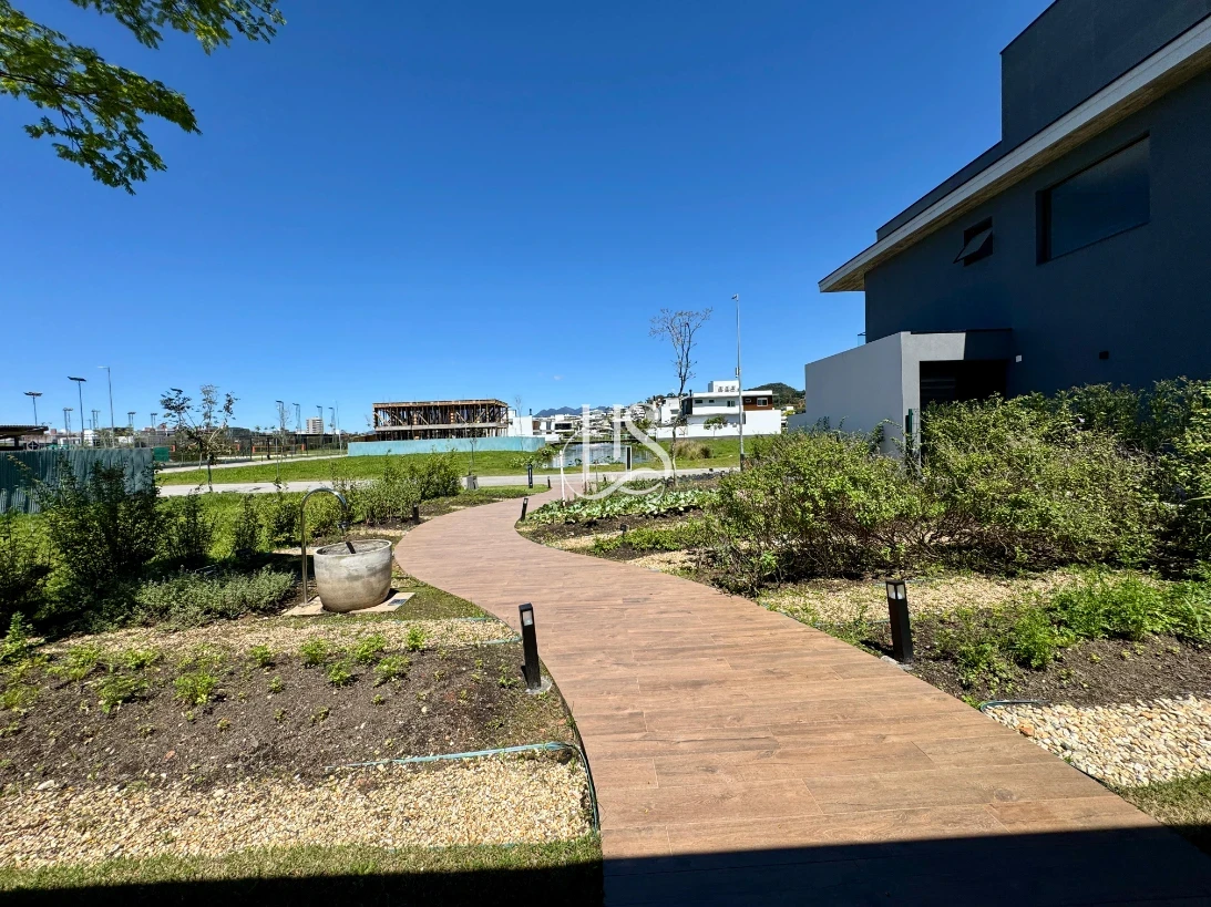 Casa em Pedra Branca, Palhoça. 3 quartos, 263m². Imagem 45 de 48