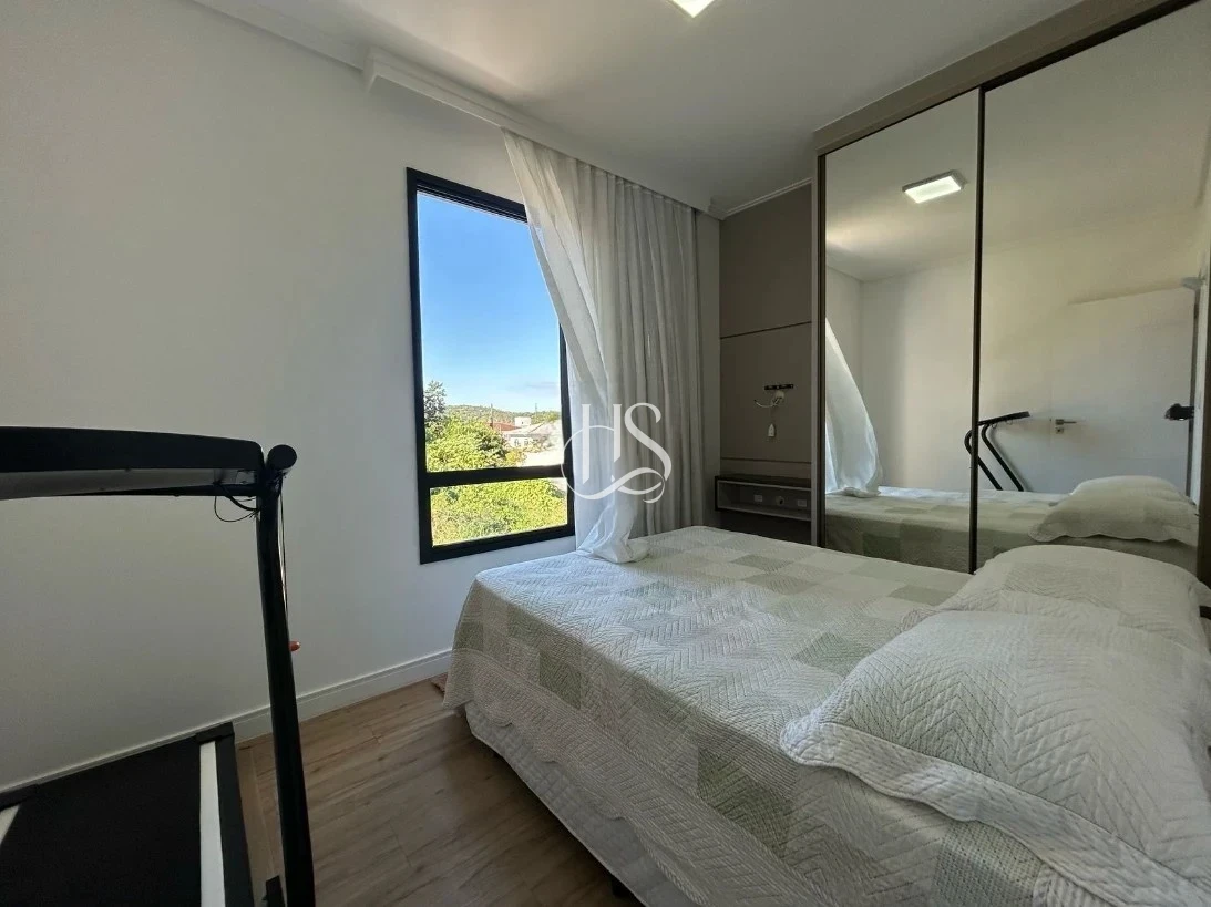 Casa em Centro, Águas Mornas. 3 quartos, 327m². Imagem 8 de 14