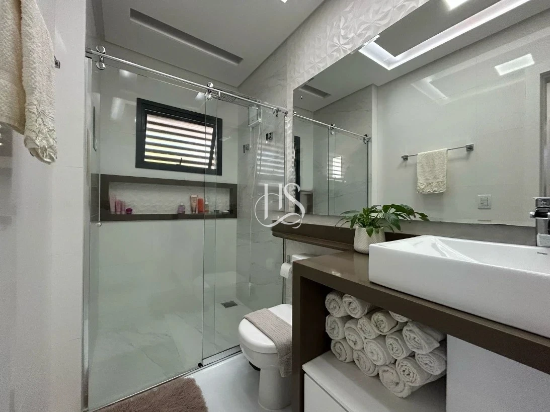 Casa em Centro, Águas Mornas. 3 quartos, 327m². Imagem 9 de 14