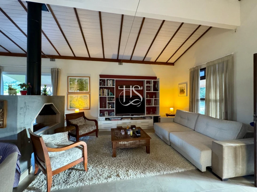 Casa em Sul do rio, Santo Amaro da Imperatriz. 3 quartos, 378m². Imagem 8 de 50