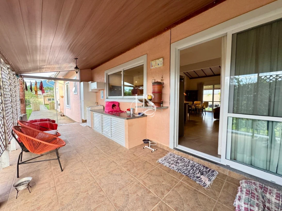 Casa em Sul do rio, Santo Amaro da Imperatriz. 3 quartos, 378m². Imagem 21 de 50