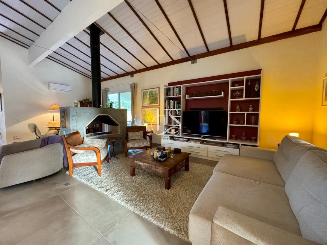 Casa em Sul do rio, Santo Amaro da Imperatriz. 3 quartos, 378m². Imagem 7 de 50