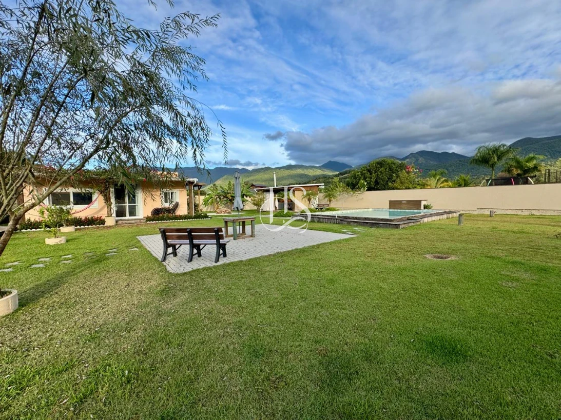 Casa em Sul do rio, Santo Amaro da Imperatriz. 3 quartos, 378m². Imagem 25 de 50