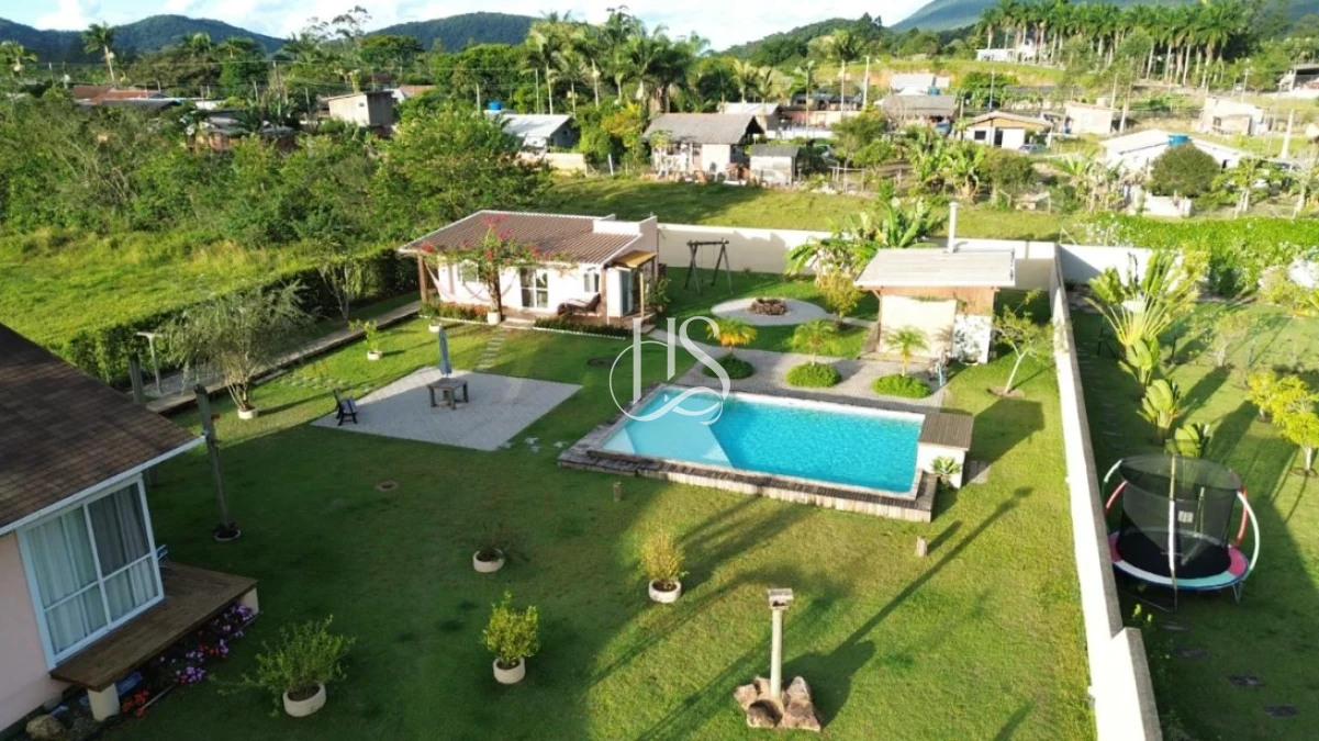 Casa em Sul do rio, Santo Amaro da Imperatriz. 3 quartos, 378m². Imagem 36 de 50