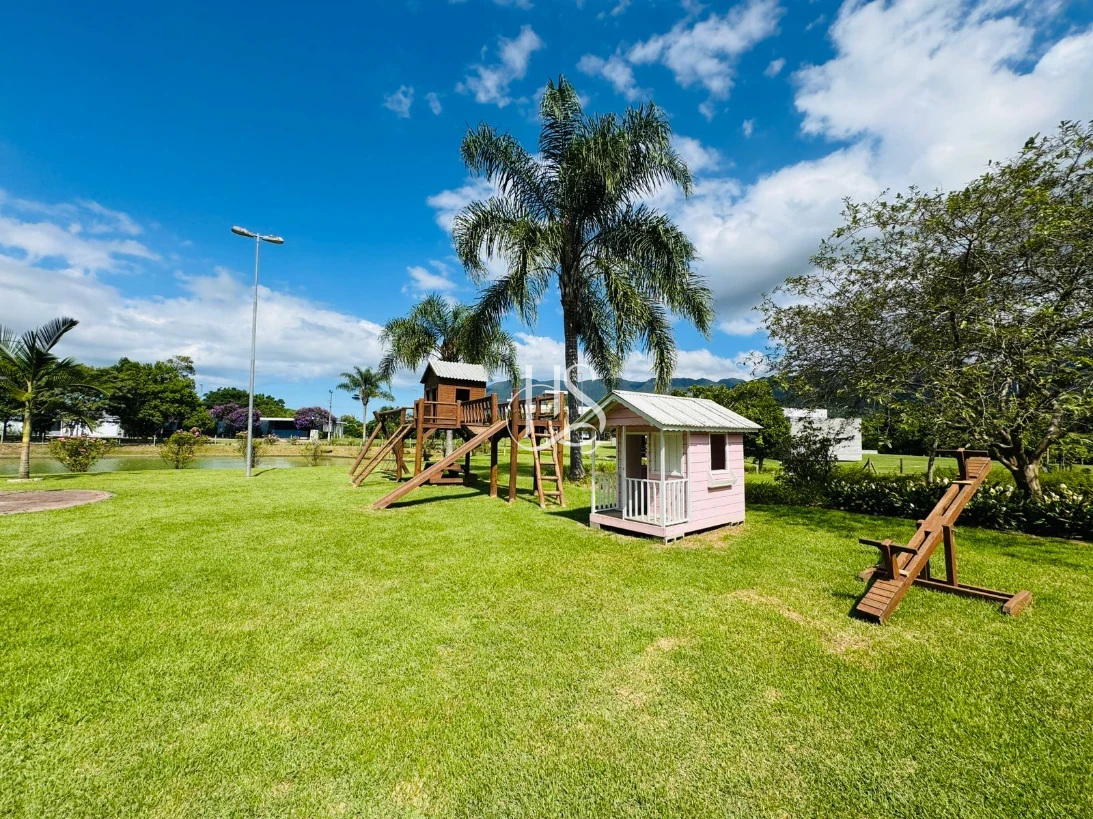 Casa em Sul do rio, Santo Amaro da Imperatriz. 3 quartos, 378m². Imagem 45 de 50