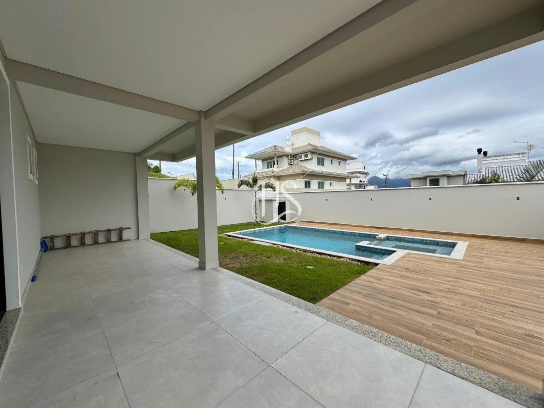 Casa em Pedra Branca, Palhoça. 4 quartos, 317m². Imagem 26 de 28