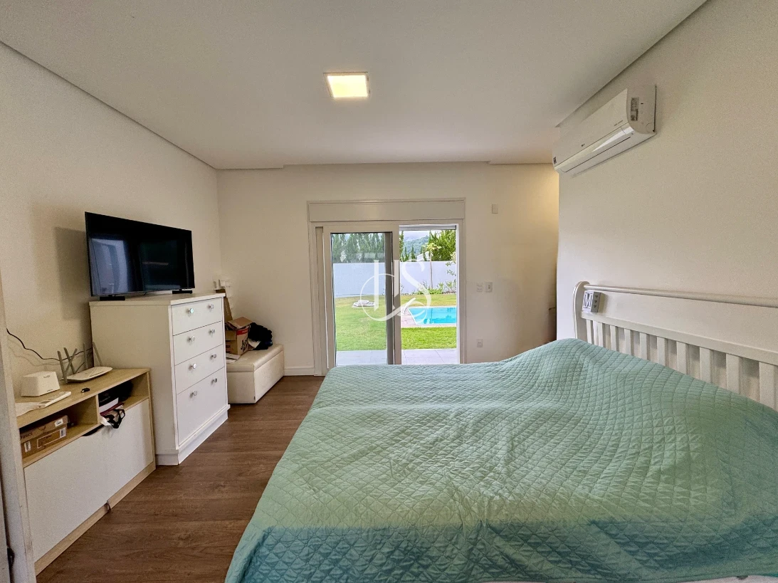 Casa em Sul do rio, Santo Amaro da Imperatriz. 4 quartos, 339m². Imagem 18 de 34