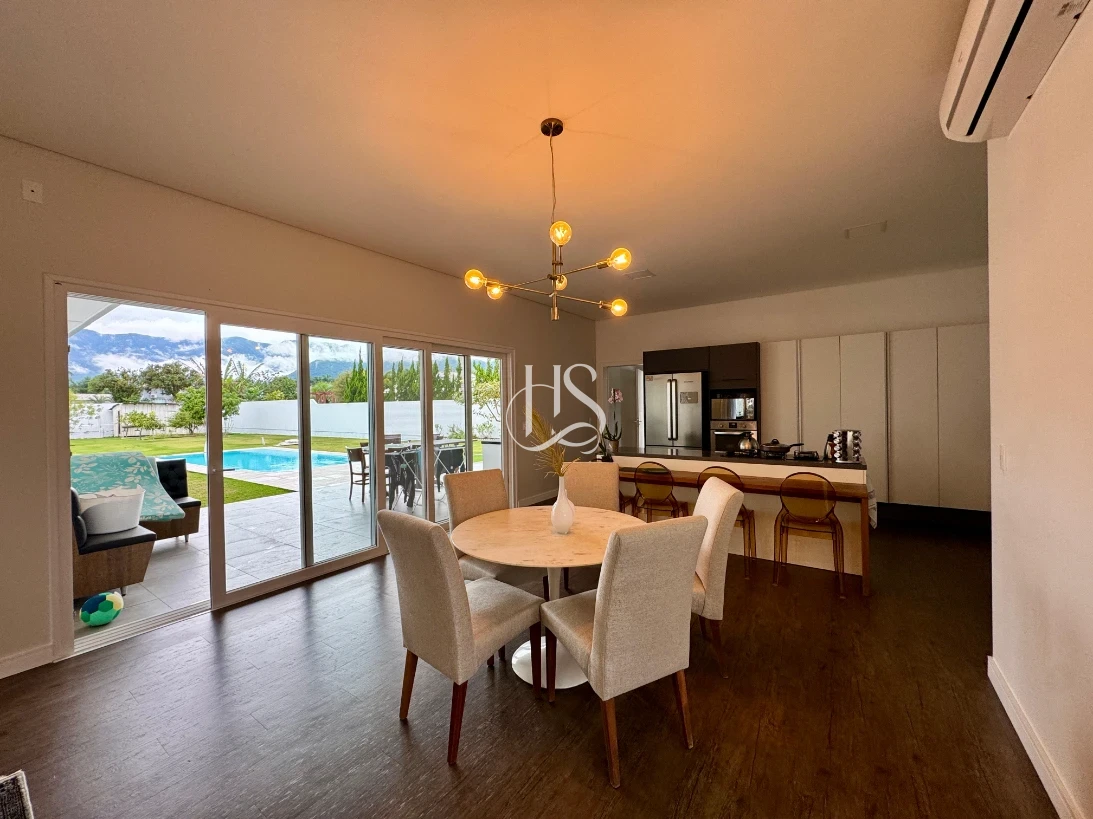 Casa em Sul do rio, Santo Amaro da Imperatriz. 4 quartos, 339m². Imagem 6 de 34