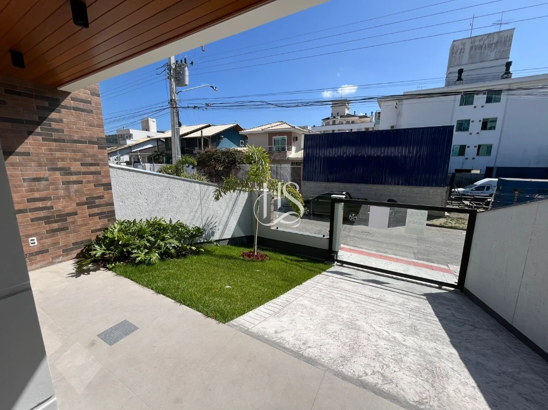 Sobrado Geminado em Pagani, Palhoça. 3 quartos, 150m². Imagem 3 de 15