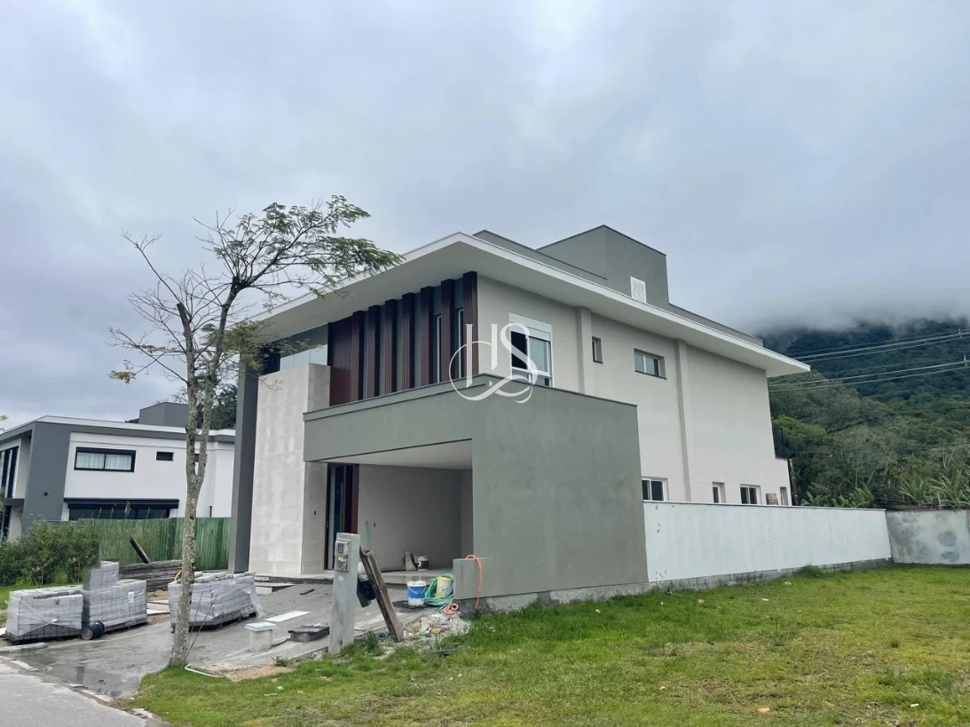 Casa em Pedra Branca, Palhoça. 4 quartos, 275m². Imagem 4 de 46