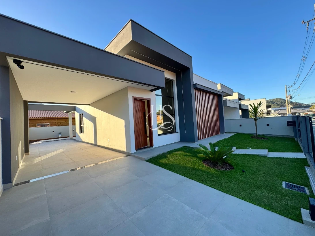 Casa em Forquilhas, São José. 3 quartos, 107m². Imagem 1 de 15