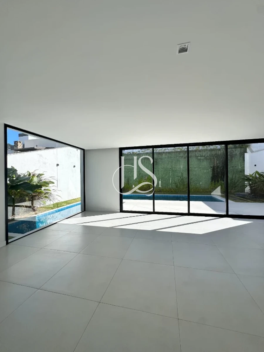 Casa em Pedra Branca, Palhoça. 3 quartos, 344m². Imagem 9 de 14