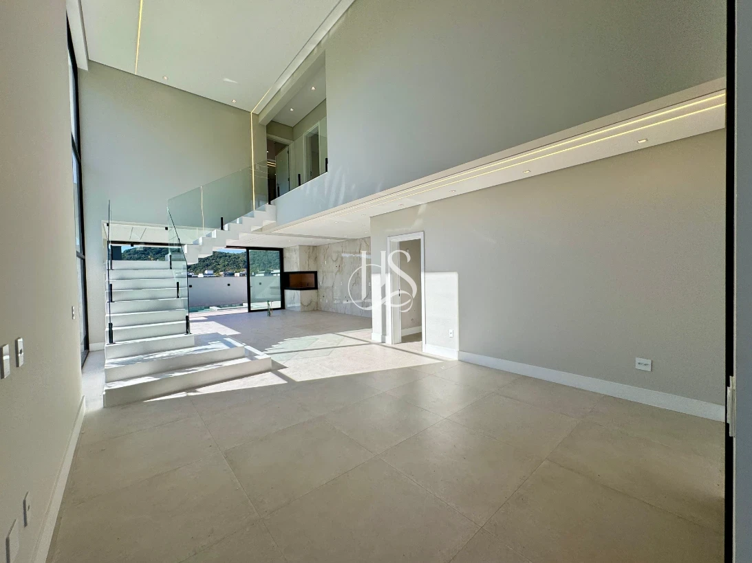 Casa em Pedra Branca, Palhoça. 3 quartos, 262m². Imagem 3 de 50