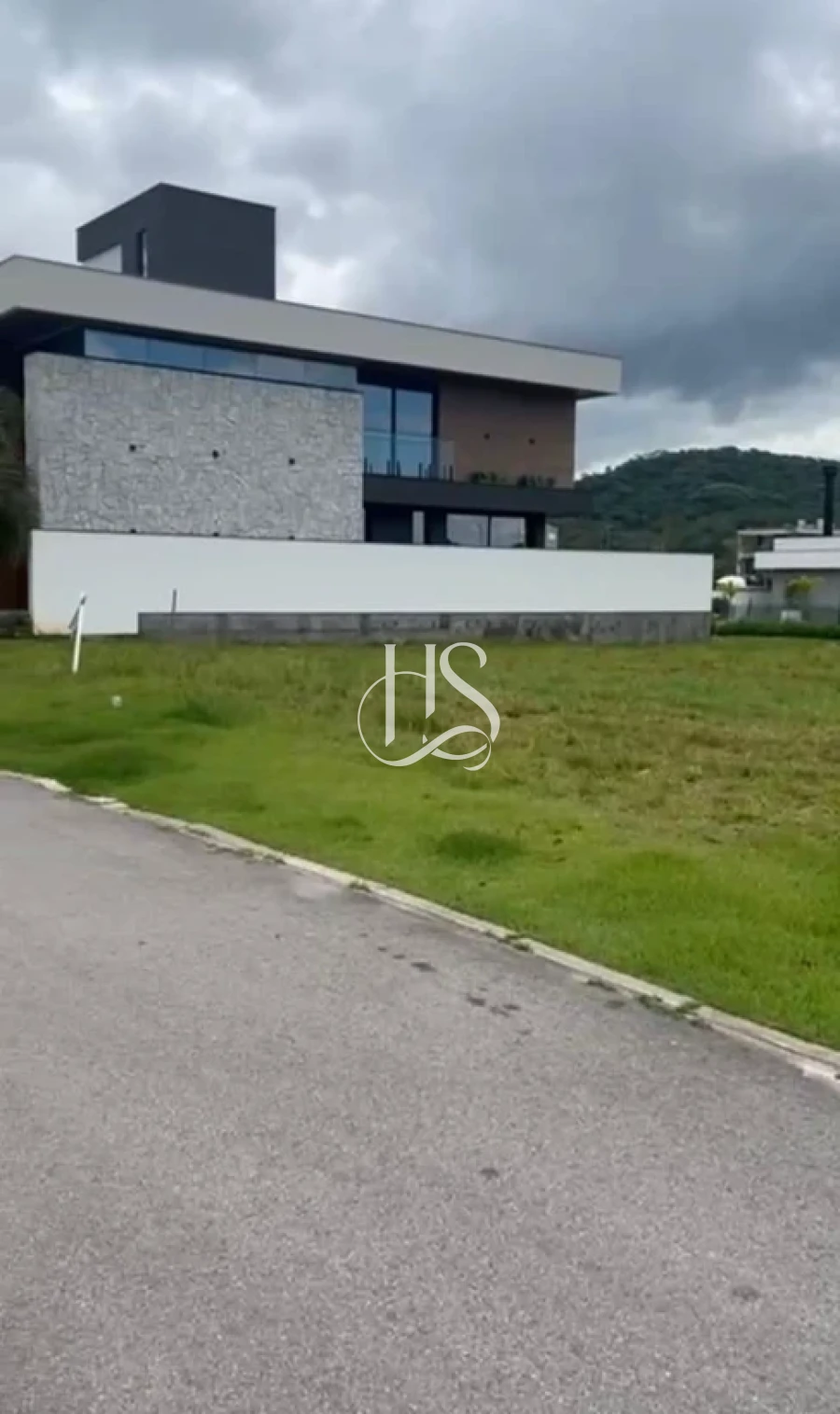 Terreno em Pedra Branca, Palhoça. 0 quartos, 0m². Imagem 2 de 28