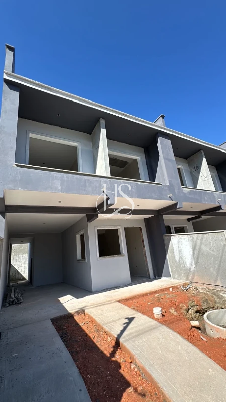 Sobrado Geminado em Sertão do Maruim, São José. 3 quartos, 110m². Imagem 2 de 7