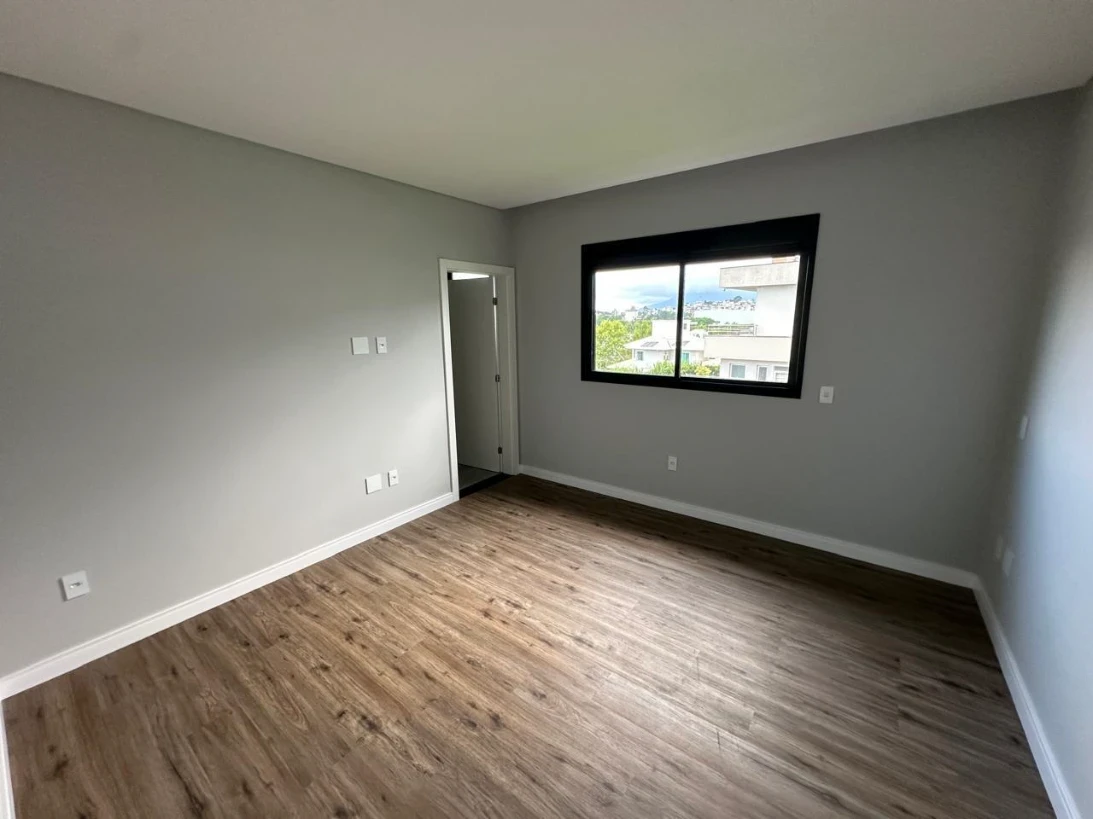 Casa em Pedra Branca, Palhoça. 3 quartos, 307m². Imagem 20 de 32