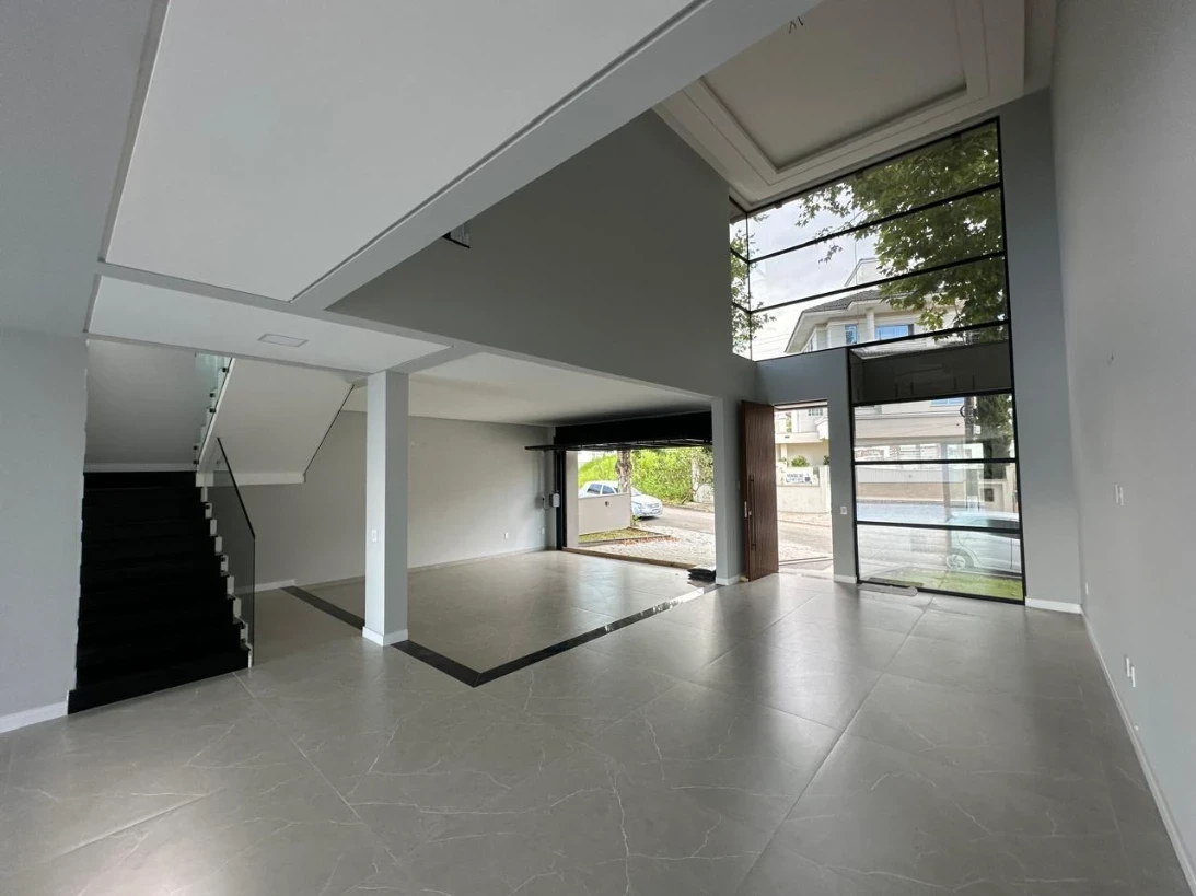 Casa em Pedra Branca, Palhoça. 3 quartos, 307m². Imagem 2 de 32