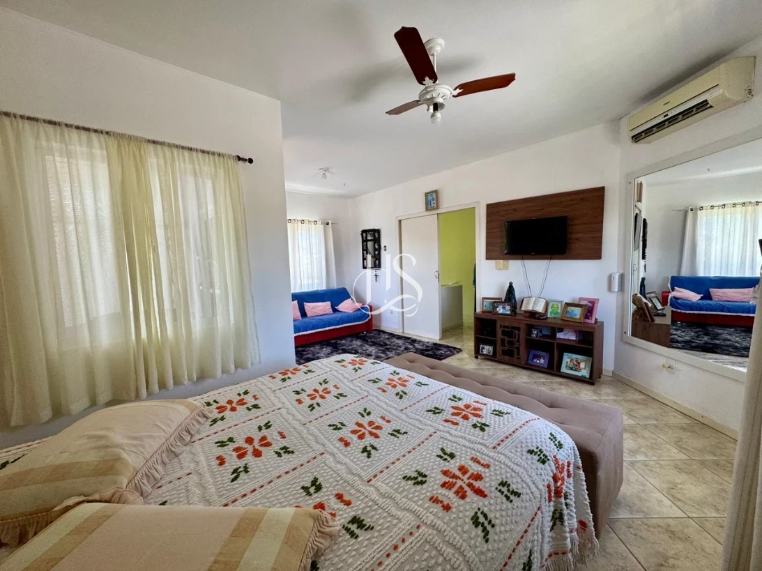 Casa em Pedra Branca, Palhoça. 3 quartos, 153m². Imagem 15 de 28