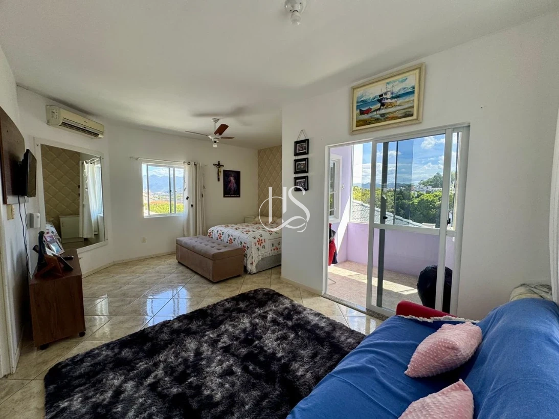 Casa em Pedra Branca, Palhoça. 3 quartos, 153m². Imagem 14 de 28